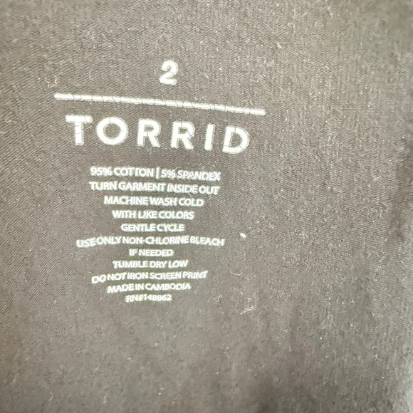 Torrid Women's Black & White BADASS Leggings Plus Size 2 - Picture 4 of 5